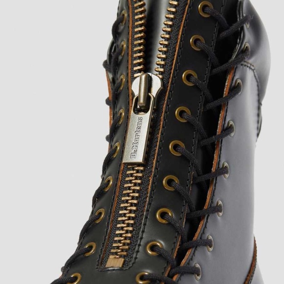 Dr. Martens Women's Karmilla Platform Quad Vintage - Picture 4 of 11